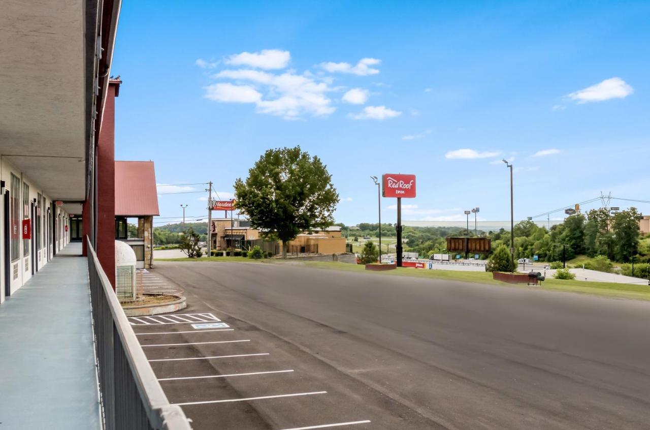 Red Roof Inn Dandridge Bagian luar foto