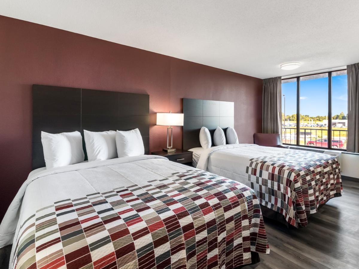 Red Roof Inn Dandridge Bagian luar foto